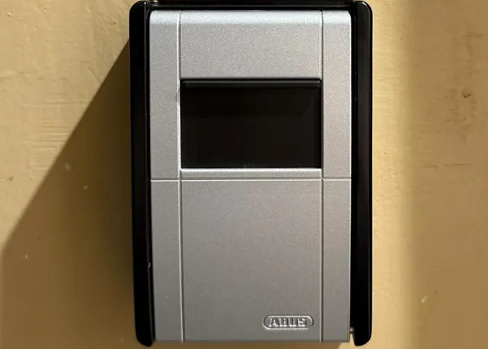 Mala Wola Apartman *